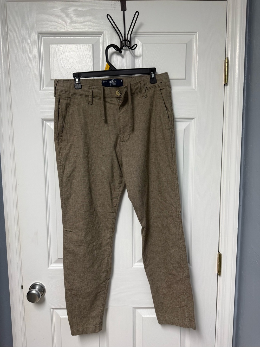 Hollister Men's Brown Chino Pants